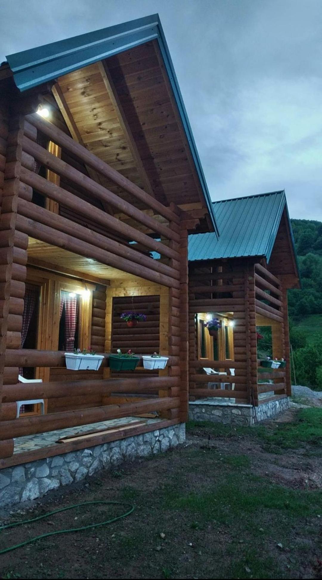 Eco Village Jasavic Plav Esterno foto